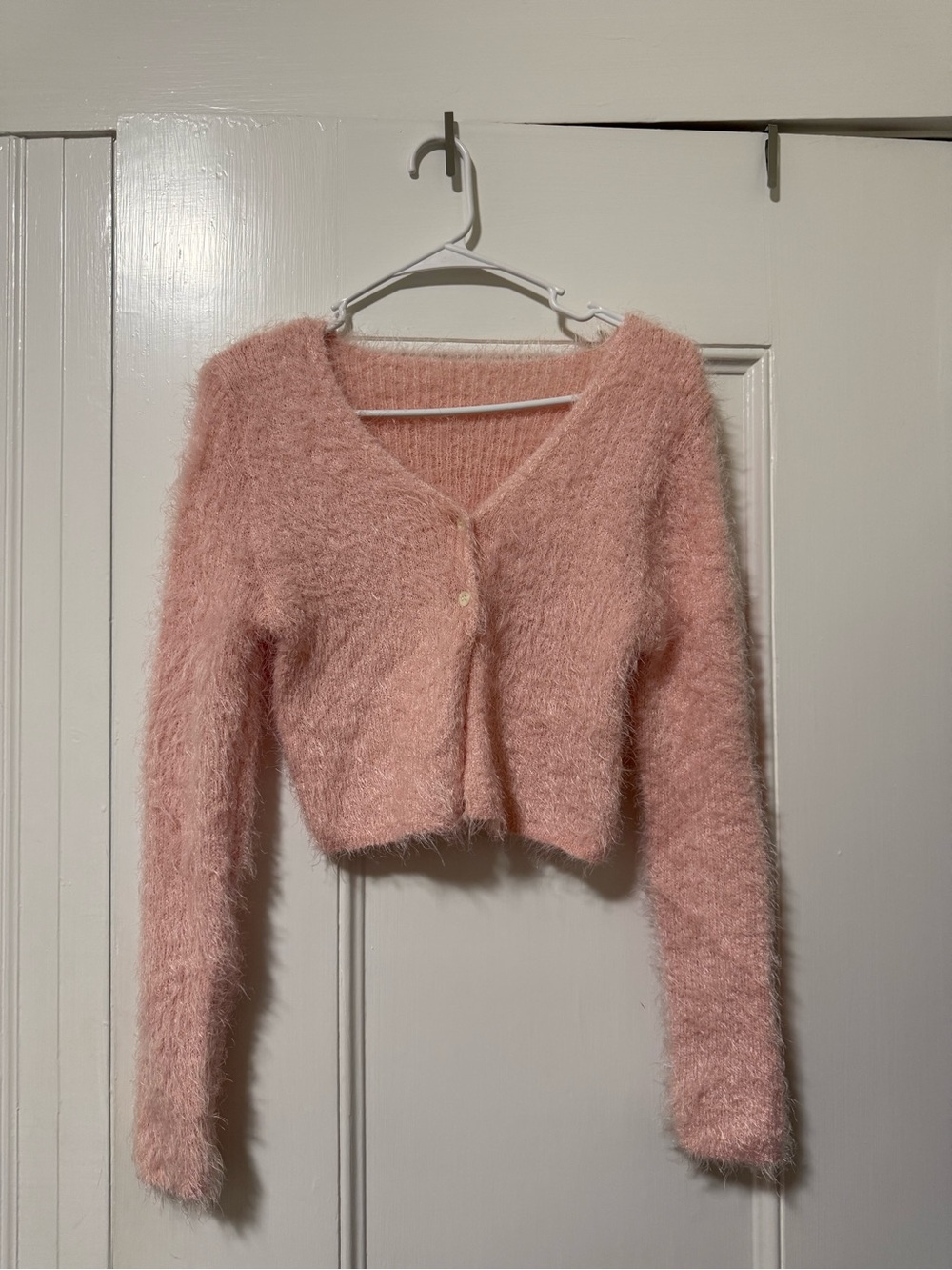 Cropped Fuzzy V-Neck Cardigan in Soft Pink
